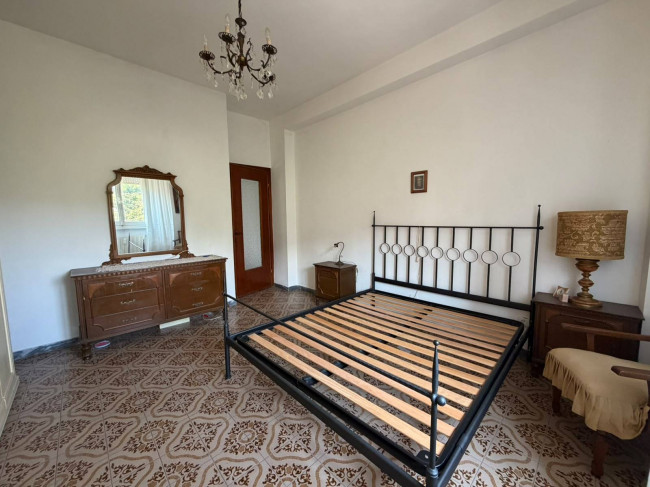 Appartamento in vendita a Follo