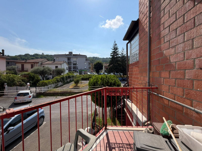 Appartamento in vendita a Follo
