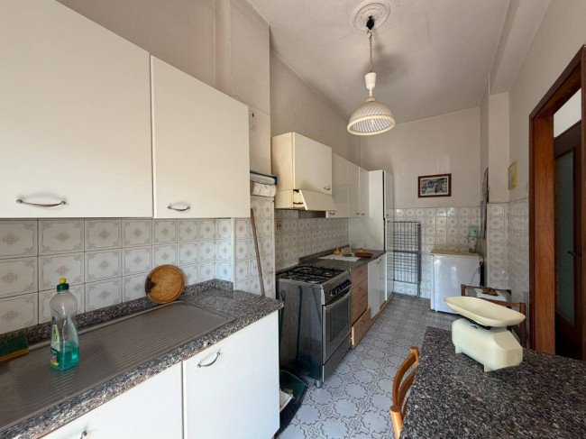 Appartamento in vendita a Follo