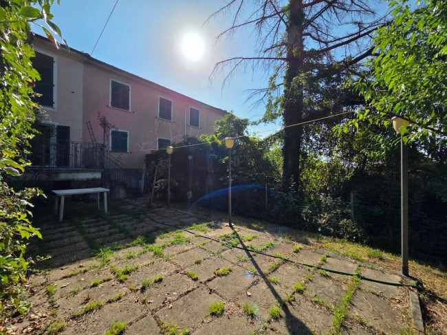 Villette a schiera in vendita a Podenzana