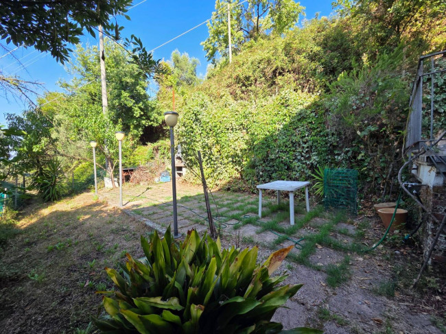 Villette a schiera in vendita a Podenzana