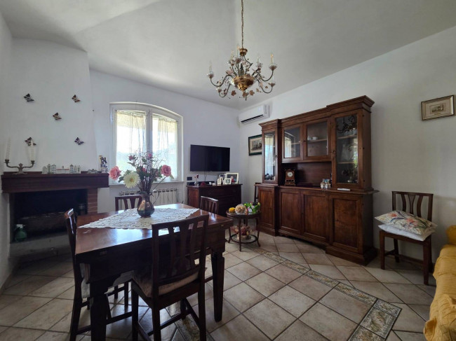 Casa singola in vendita a Follo