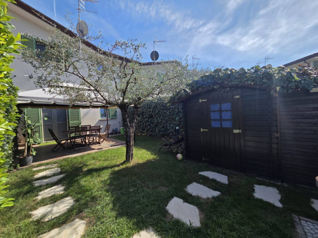 Villette a schiera in vendita a Aulla