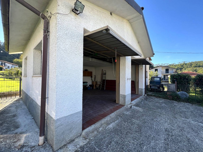 Bifamiliare in vendita a Riccò del Golfo di Spezia