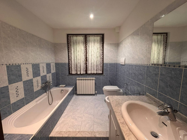 Casa singola in affitto a Riccò del Golfo di Spezia