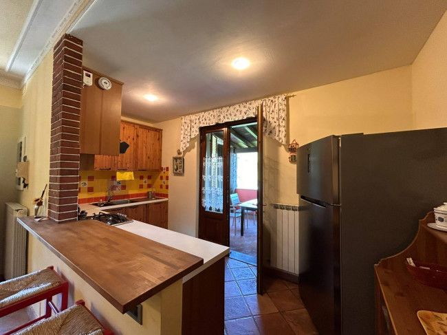 Casa singola in affitto a Riccò del Golfo di Spezia