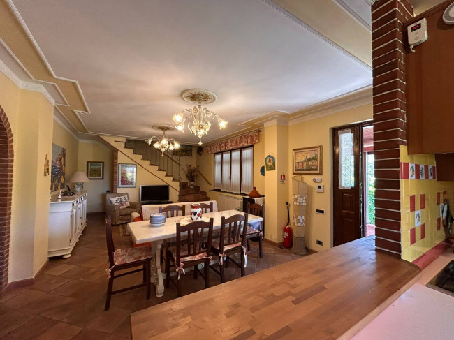 Casa singola in affitto a Riccò del Golfo di Spezia