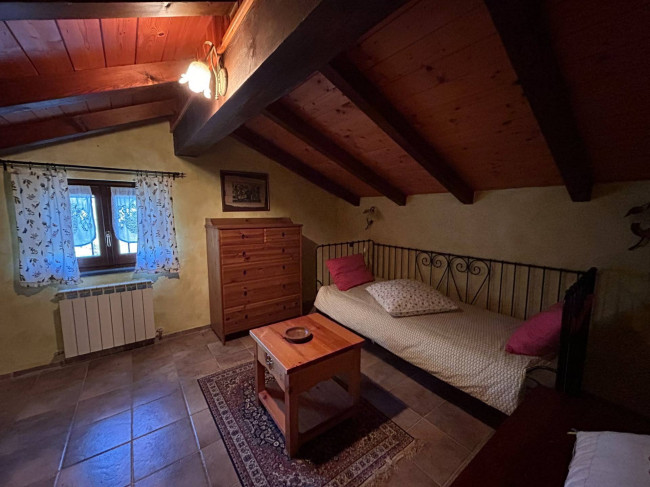 Casa singola in affitto a Riccò del Golfo di Spezia