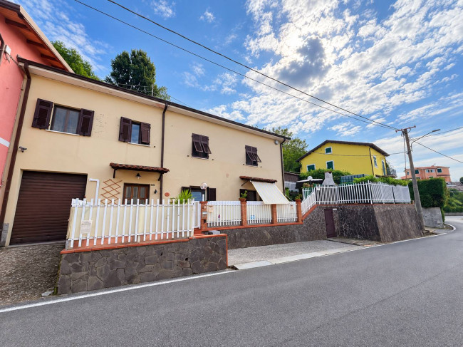 Villette a schiera in vendita a La Spezia