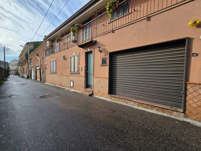 Semindipendente in vendita a Catania