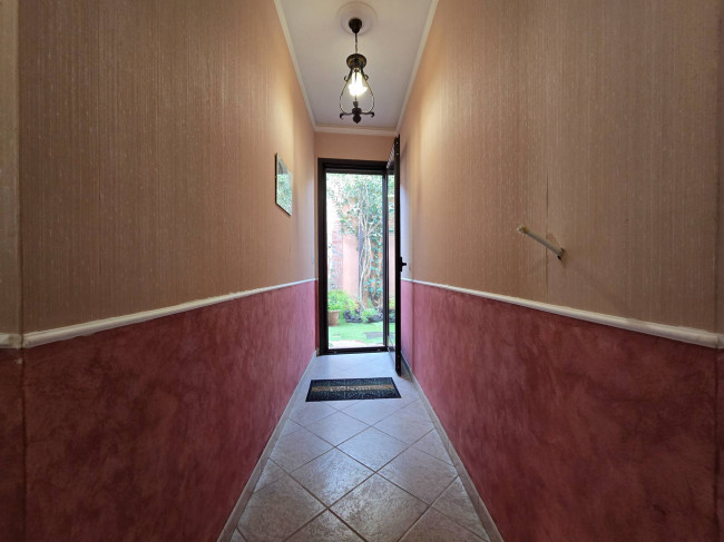 Semindipendente in vendita a Catania