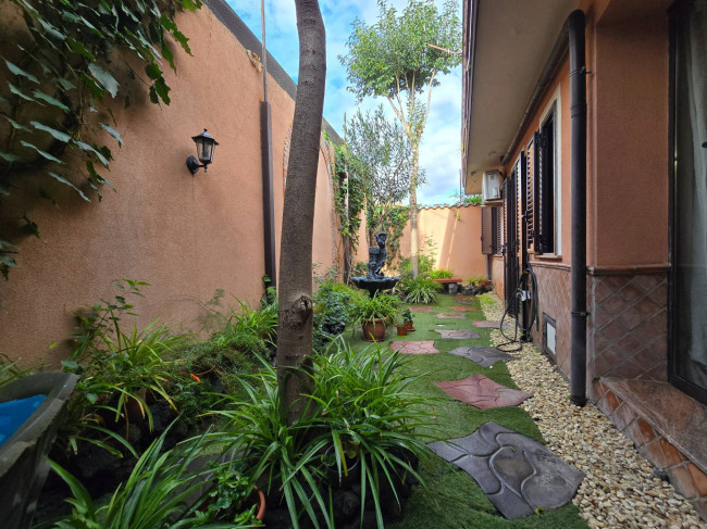 Semindipendente in vendita a Catania