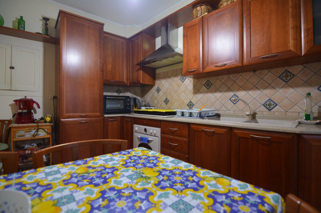 Appartamento Quadrilocale in affitto a Catania
