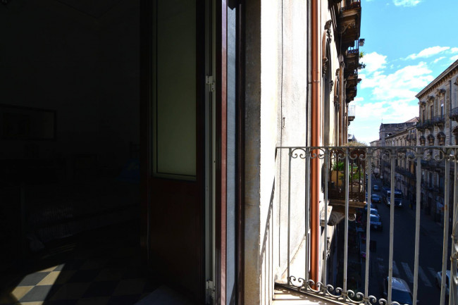 Appartamento Quadrilocale in affitto a Catania