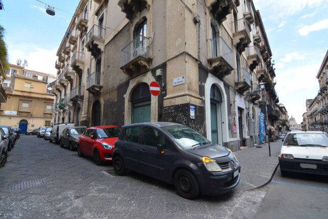 Appartamento Quadrilocale in affitto a Catania