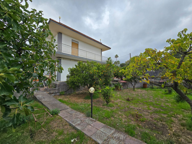 Villa in vendita a Mascalucia