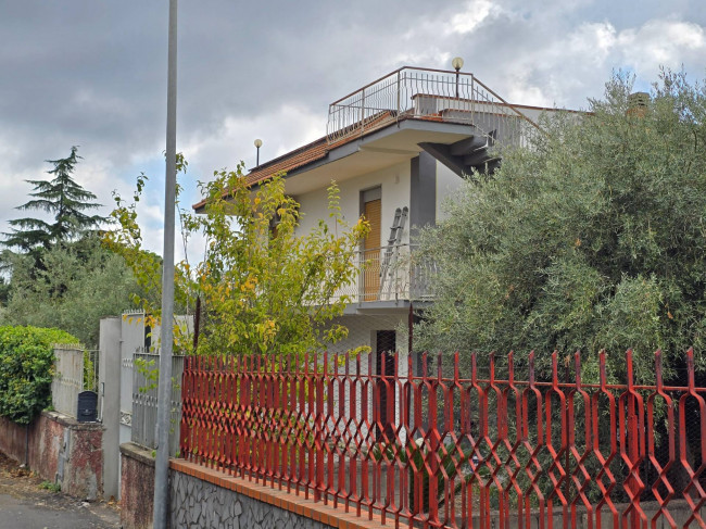 Villa in vendita a Mascalucia