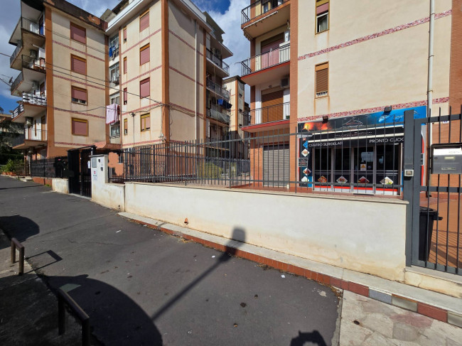 Appartamento Quadrilocale in vendita a Gravina di Catania