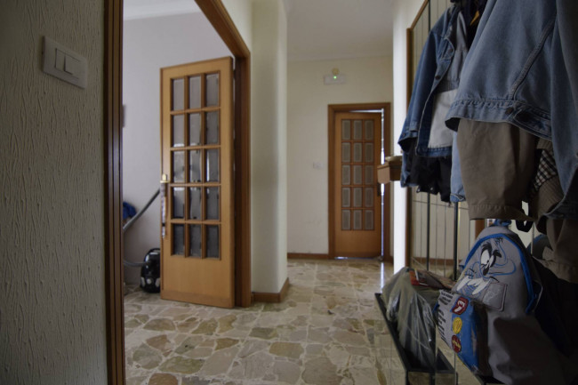 Appartamento Quadrilocale in vendita a Gravina di Catania