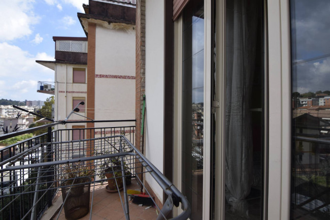 Appartamento Quadrilocale in vendita a Gravina di Catania