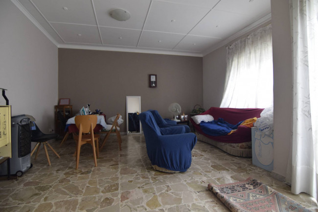 Appartamento Quadrilocale in vendita a Gravina di Catania