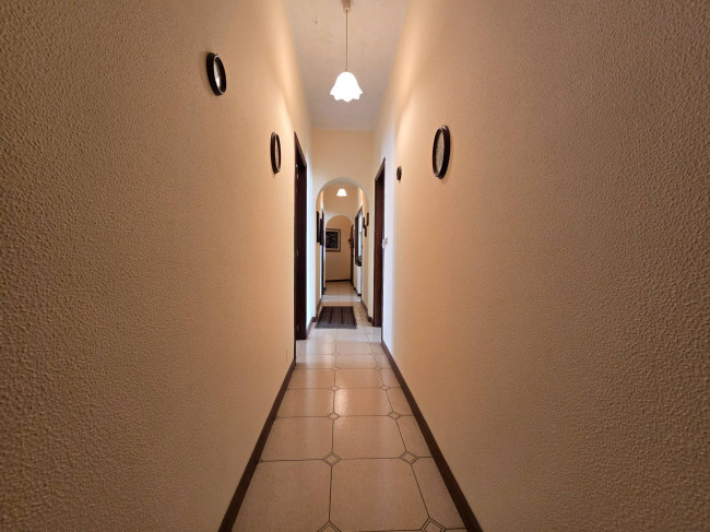 Appartamento Quadrilocale in vendita a Catania