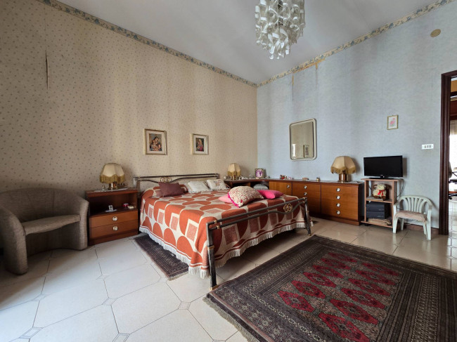 Appartamento Quadrilocale in vendita a Catania