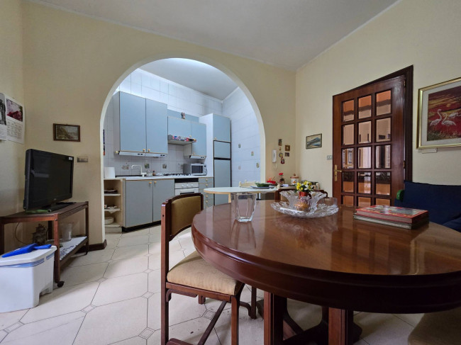 Appartamento Quadrilocale in vendita a Catania