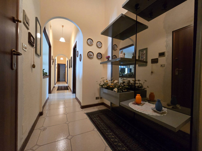 Appartamento Quadrilocale in vendita a Catania