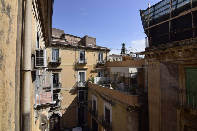 Appartamento Quadrilocale in vendita a Catania