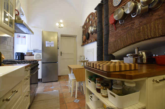 Appartamento Quadrilocale in vendita a Catania