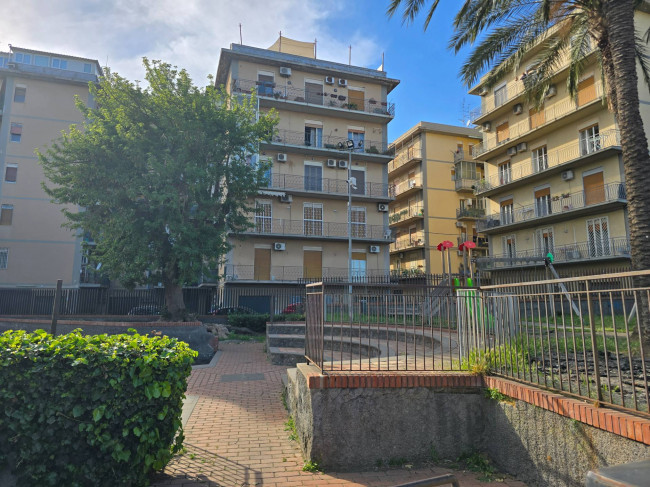 Appartamento Trilocale in affitto a Gravina di Catania