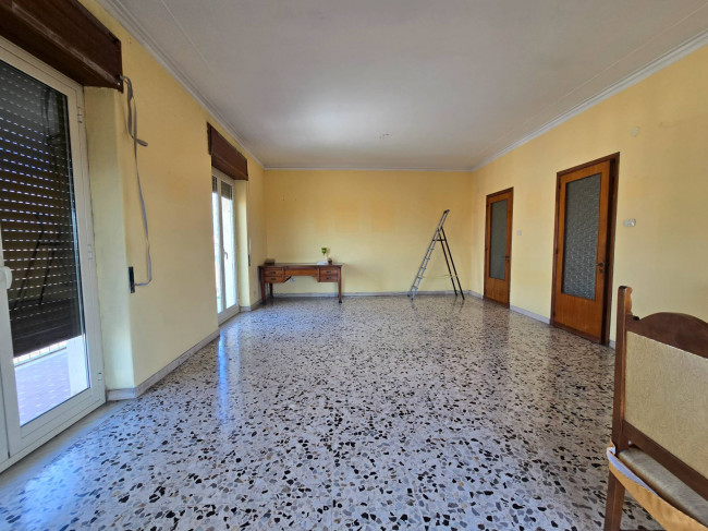 Appartamento Trilocale in affitto a Catania