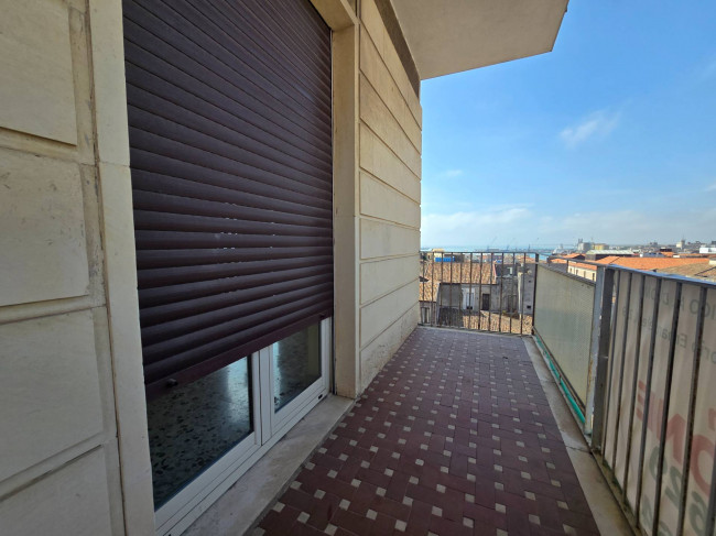 Appartamento Trilocale in affitto a Catania