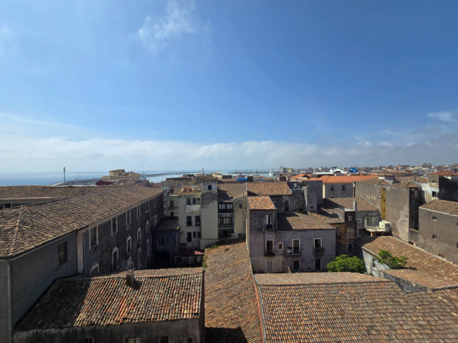 Appartamento Trilocale in affitto a Catania