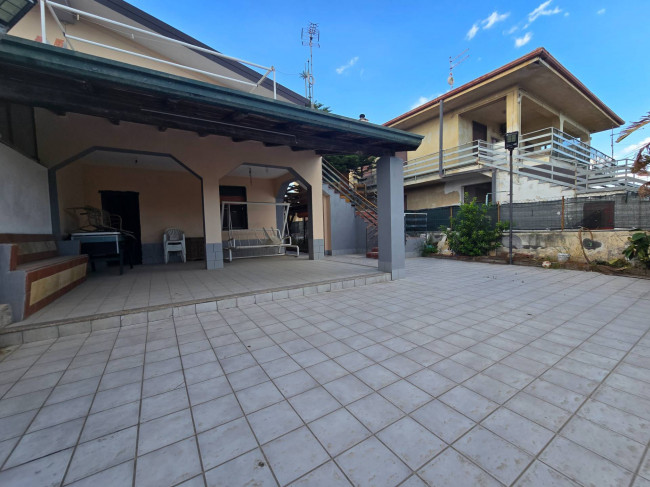 Casa singola in vendita a Catania