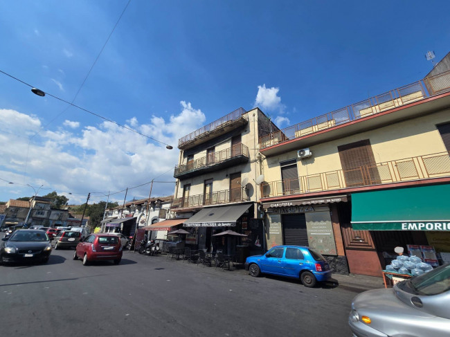 Appartamento Trilocale in affitto a Catania