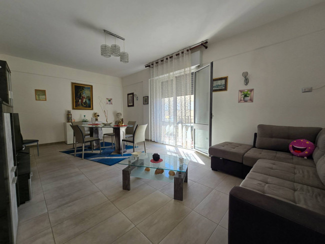 Appartamento Tre vani e 1/2 in vendita a Gela