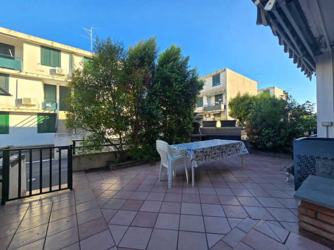 Zona mare - Appartamento in vendita a Augusta