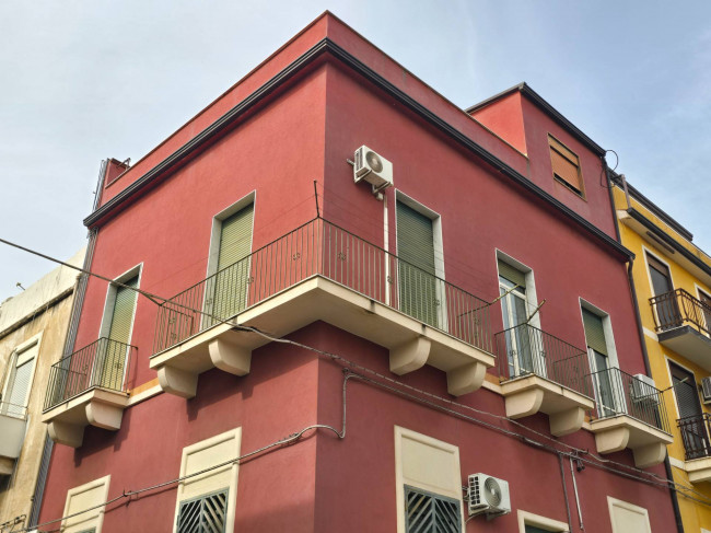 Appartamento Quadrilocale in vendita a Catania