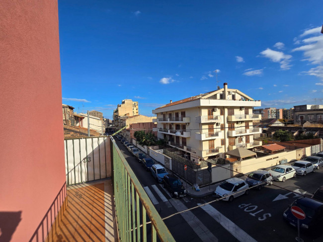 Appartamento Quadrilocale in vendita a Catania