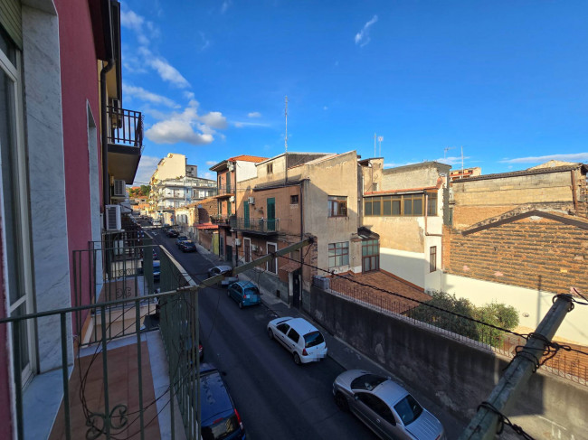 Appartamento Quadrilocale in vendita a Catania