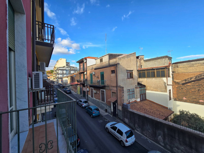 Appartamento Quadrilocale in vendita a Catania
