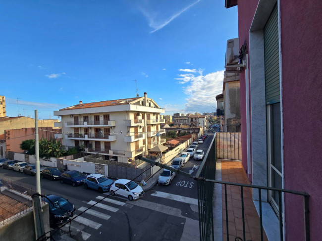 Appartamento Quadrilocale in vendita a Catania