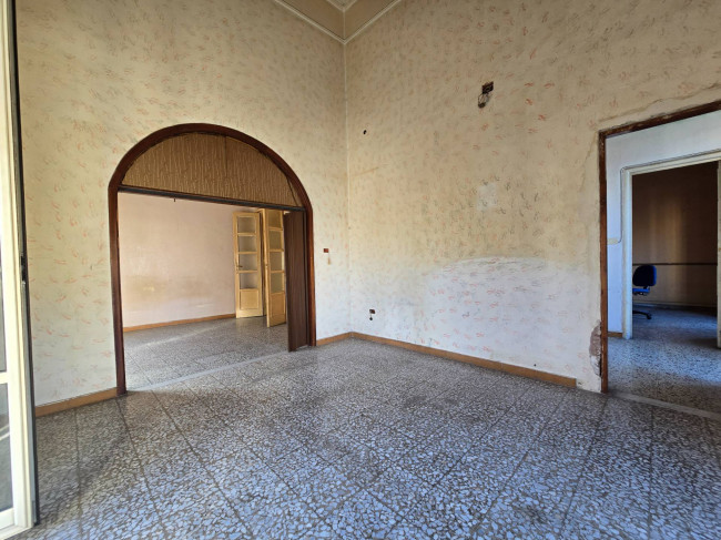 Appartamento Quadrilocale in vendita a Catania