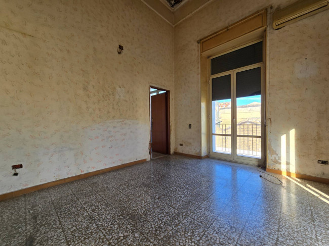 Appartamento Quadrilocale in vendita a Catania