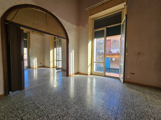 Appartamento Quadrilocale in vendita a Catania