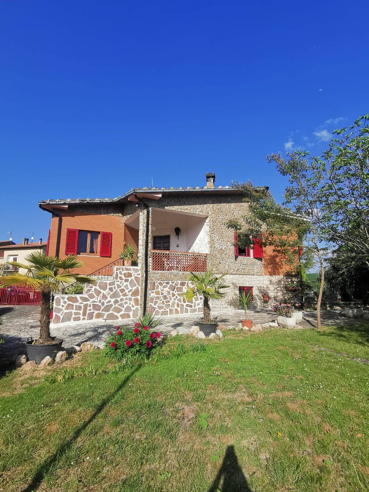 Casa singola in vendita a Baschi