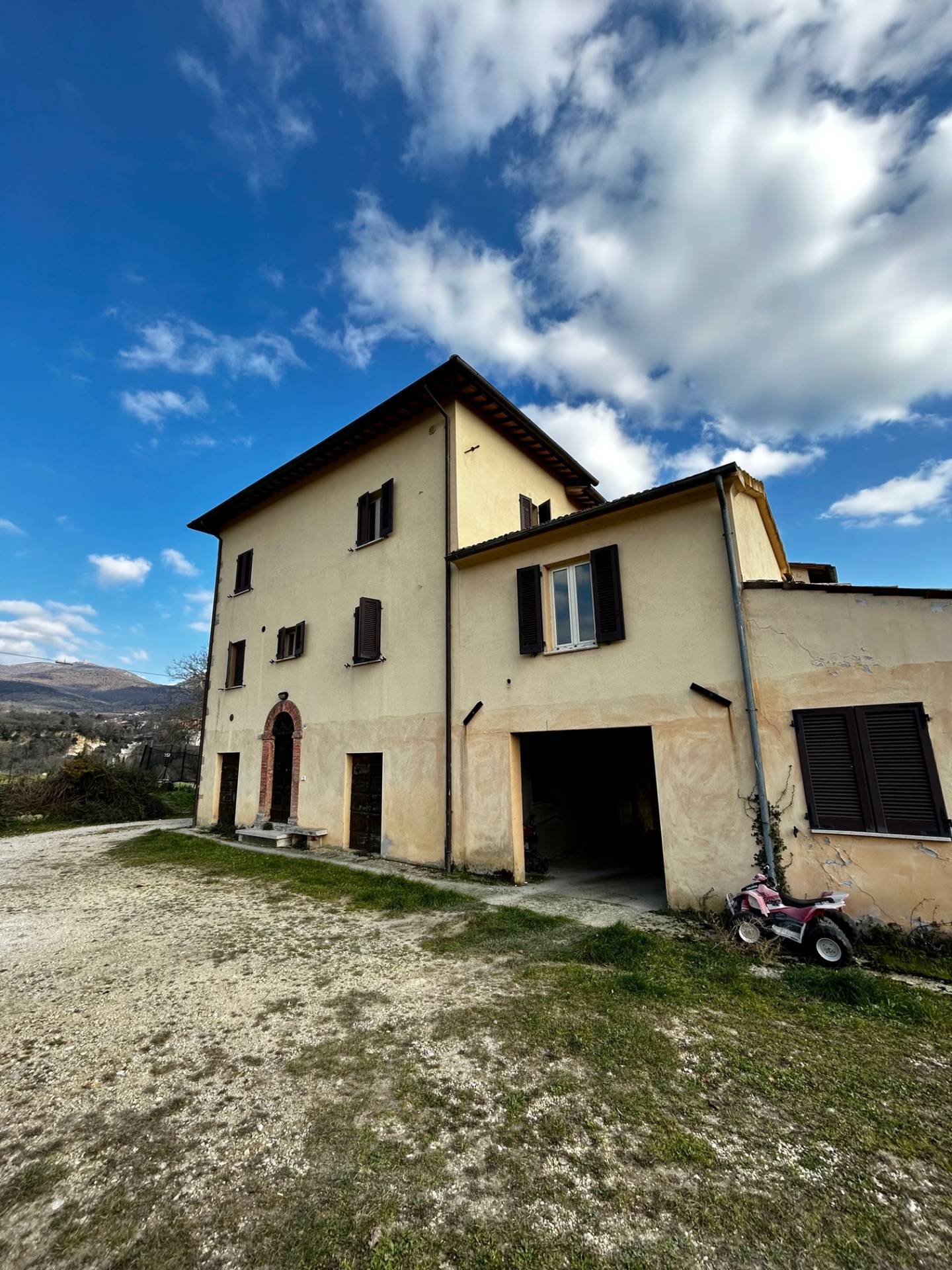 Rustico in vendita a Massa Martana