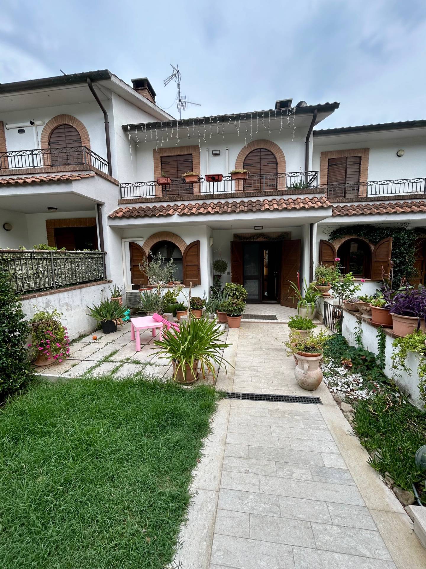 Villette a schiera in vendita a Todi